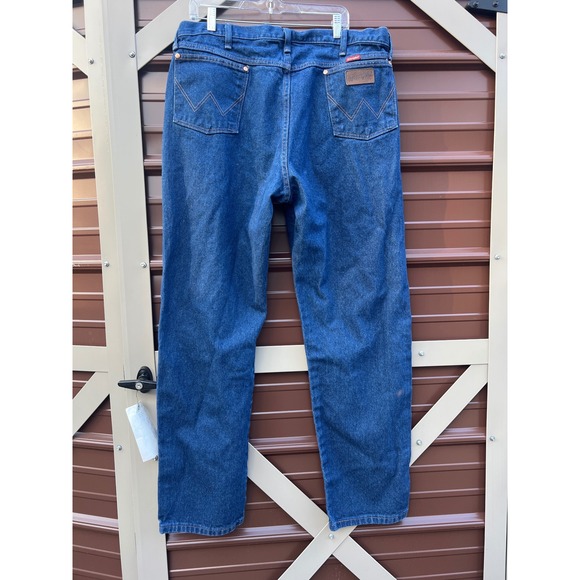 Wrangler Mens Blue Denim Jeans 40x34 Classic Fit Straight Leg Workwear Casual - Picture 4 of 4